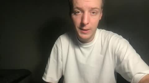 Snapshot of toohottobetrue21 chatting on 10.09.25 Max online show from 10.09.25