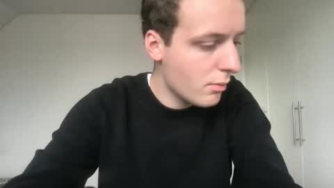 Snapshot of toohottobetrue21 chatting on 11.01.25 Max online show from 11.01.25