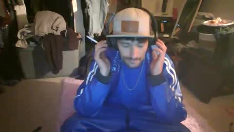 Snapshot of topdogintraining93 chatting on 11.15.25 SagMeOreduceMe online show from 11.15.25