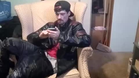 Snapshot of topdogintraining93 chatting on 11.21.25 SagMeOreduceMe online show from 11.21.25