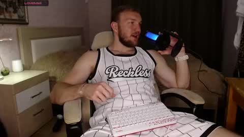 Glebaty online show from 05.12.26