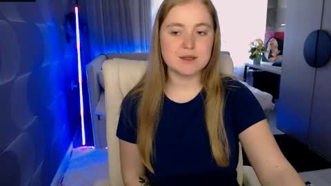 tori_blond online show from 04.25.26