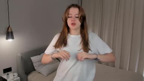 Snapshot of toriedaichendt chatting on 11.12.25 Kamilla online show from 11.12.25