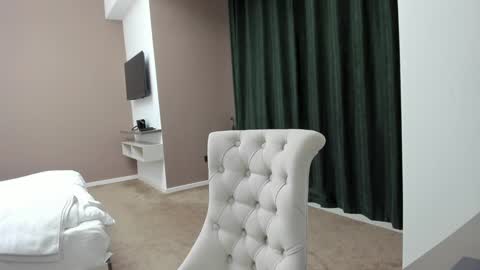 Snapshot of torinova chatting on 12.06.24 online show from 12.06.24