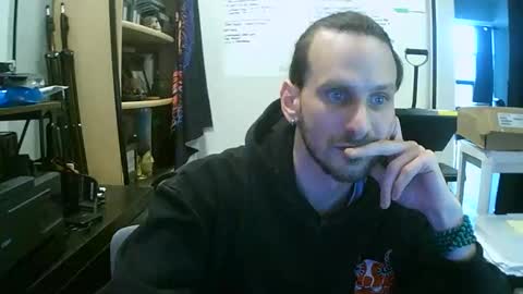 Snapshot of tornado2156 chatting on 03.05.25 Tornado2156 online show from 03.05.25