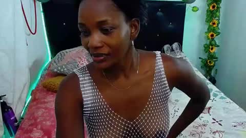 Snapshot of tory_montannaxx chatting on 01.25.25 tory_montannaxx online show from 01.25.25