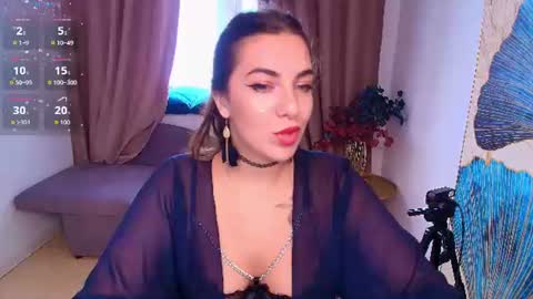 Victoria  online show from 08.08.26
