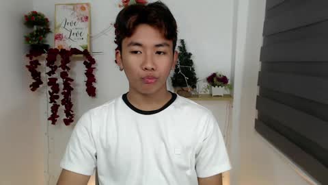 Snapshot of totalbabe1x chatting on 02.02.25 totalbabe1x online show from 02.02.25