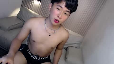 Snapshot of totalbabe1x chatting on 09.26.25 totalbabe1x online show from 09.26.25