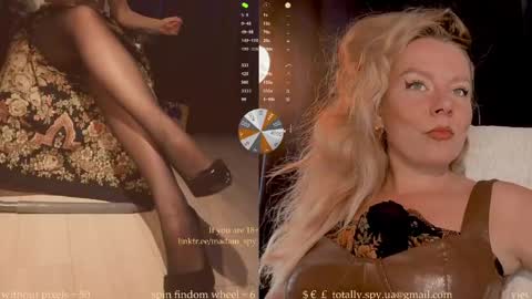 Snapshot of totally_spy chatting on 05.12.26 Madam Viktoria Vacation in Portugal 2811 - 0412 online show from 05.12.26