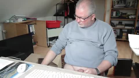 toto758 online show from 10.13.25