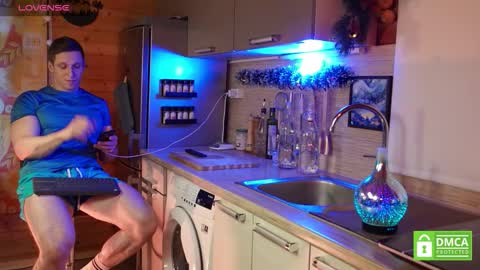 Snapshot of touch_of_eros chatting on 12.22.25 Paul online show from 12.22.25