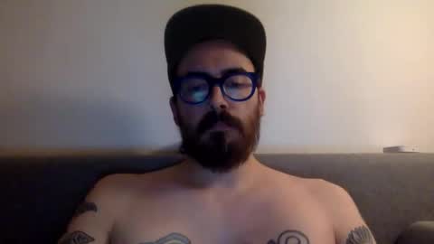 Snapshot of towers37 chatting on 11.12.25 manu online show from 11.12.25