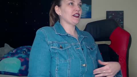 Lilly Miss Mistress Goddess Maam Queen Boss online show from 01.06.25