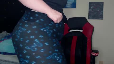 Lilly Miss Mistress Goddess Maam Queen Boss online show from 02.23.25