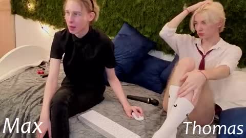 Snapshot of toxicpassion chatting on 11.20.25 Max online show from 11.20.25