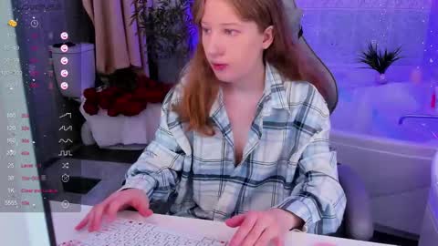 tracy_aww online show from 03.19.26