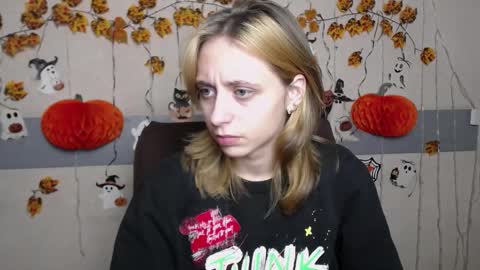 Snapshot of tracyleebb chatting on 11.14.25 TracyLeeBB online show from 11.14.25