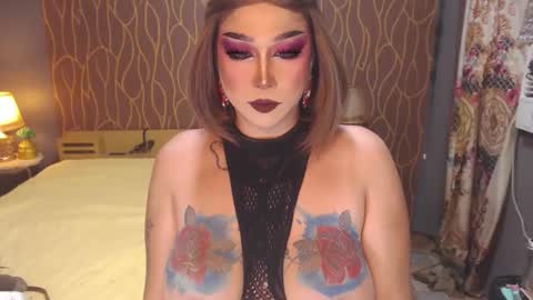 Snapshot of trandomsts chatting on 03.09.26 DOM irish online show from 03.09.26