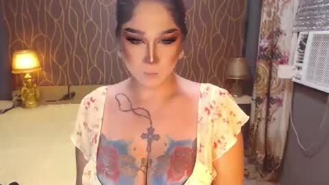 Snapshot of trandomsts chatting on 03.11.26 DOM irish online show from 03.11.26