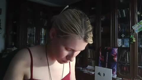 Snapshot of tranhardisty chatting on 07.01.26 Lesly online show from 07.01.26