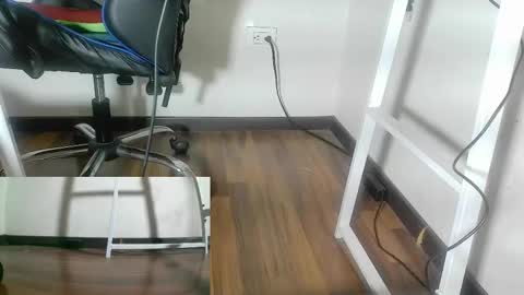 Snapshot of trans_selena chatting on 10.06.25 Sexy Selena 1203 online show from 10.06.25