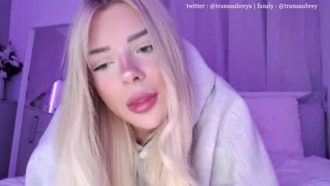 aubrey 3 online show from 10.05.25