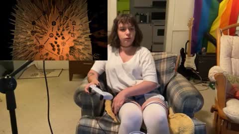 Snapshot of transcumchalice chatting on 09.18.25 Mercy online show from 09.18.25