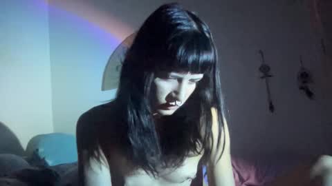 Snapshot of transinmourning chatting on 11.20.25 DD online show from 11.20.25