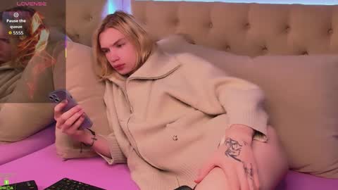 STACY online show from 12.16.25