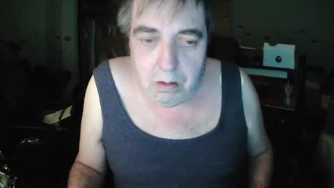 Snapshot of transmtfhello chatting on 01.16.25 Peter online show from 01.16.25