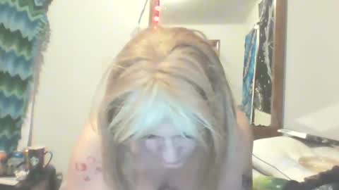 traphouseslutbunny4fun online show from 01.10.25