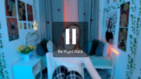 Nyuta Hartmann online show from 12.14.24