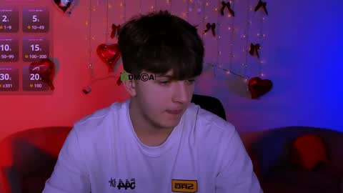 Travis online show from 04.25.26