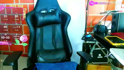 TRAVIS. online show from 01.31.26