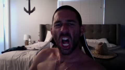 Snapshot of traviskenn chatting on 12.07.24 TravisKenn online show from 12.07.24