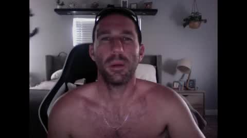 Snapshot of traviskenn chatting on 12.31.24 TravisKenn online show from 12.31.24