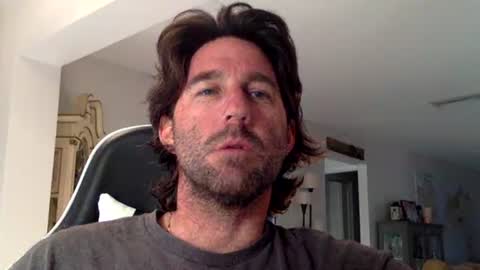 Snapshot of traviskenn chatting on 02.18.26 TravisKenn online show from 02.18.26