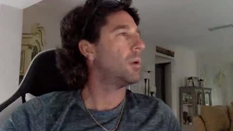 Snapshot of traviskenn chatting on 03.01.26 TravisKenn online show from 03.01.26