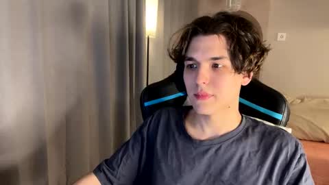 travisrivas online show from 05.05.26