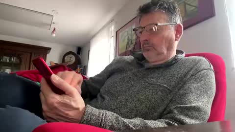 Snapshot of trebgeis1 chatting on 02.27.25 trebgeis1 online show from 02.27.25