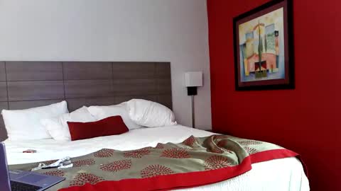 Snapshot of treeburner1 chatting on 12.20.25 TreeBurner1 online show from 12.20.25