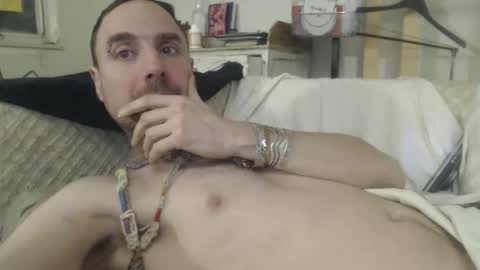 Snapshot of treehuggerhemp chatting on 01.19.26 TreeHugger queer online show from 01.19.26