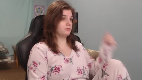 TreeJeanne online show from 02.15.25