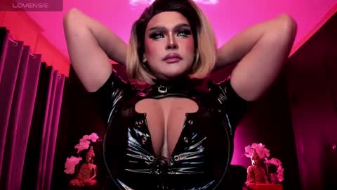 Jade online show from 01.04.25