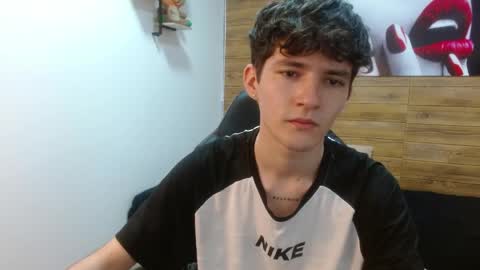 Snapshot of trevor_mob chatting on 05.18.26 trevor_mob online show from 05.18.26