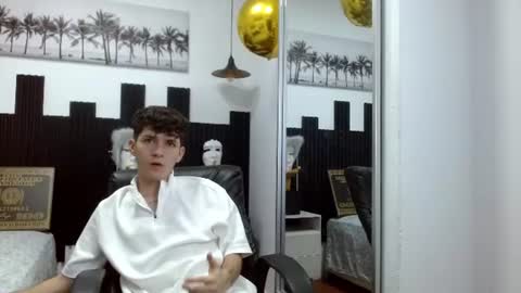 Snapshot of trevor_mob chatting on 06.23.26 trevor_mob online show from 06.23.26