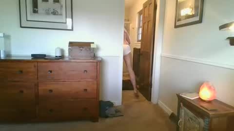 Snapshot of trevorhill99 chatting on 12.31.24 Trevor Hill online show from 12.31.24