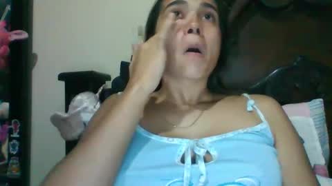 Snapshot of triana_bell chatting on 02.19.25 triana_bell online show from 02.19.25