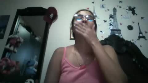 Snapshot of triana_bell chatting on 10.20.25 triana_bell online show from 10.20.25